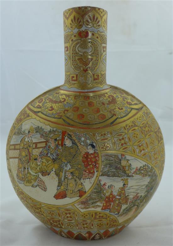 A Japanese Satsuma pottery flask, early 20th century,, crack to rim(-)